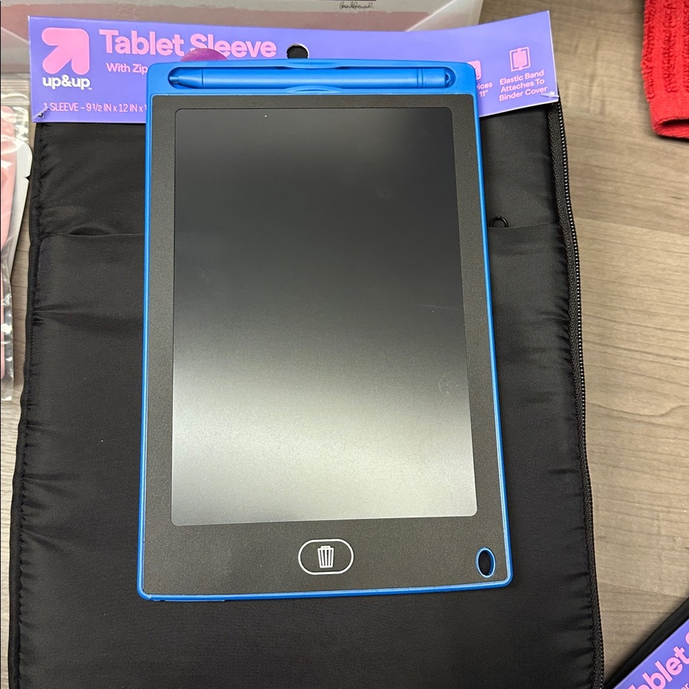 Last 1=Kids Blue Digital Writing Tablet. With stylus & Nice Tablet Sleeve 🆕